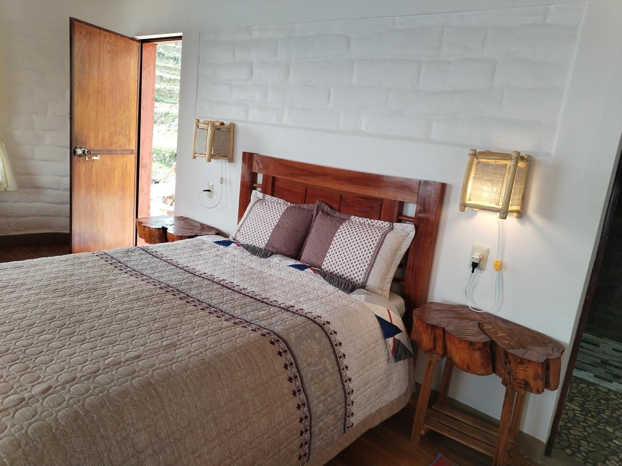 Ecolodge Inti Wata Comunidad Challapampa ภายนอก รูปภาพ